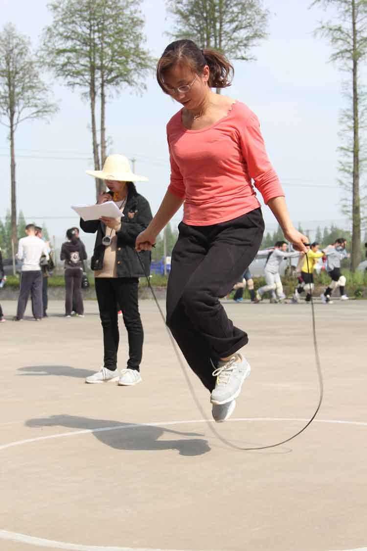 半岛平台-半岛(中国)员工积极参加院趣味运动会